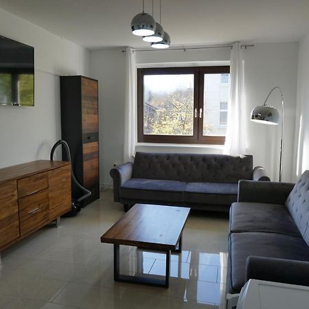 Alster Hamburg - Saniertes Und Mobliertes Apartment Mit Bad Und Kuche Eksteriør bilde